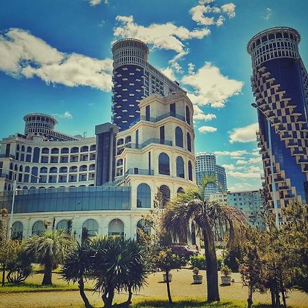 Sea Towers Suite Batumi Exterior photo