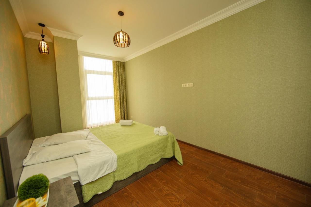 Sea Towers Suite Batumi Exterior photo