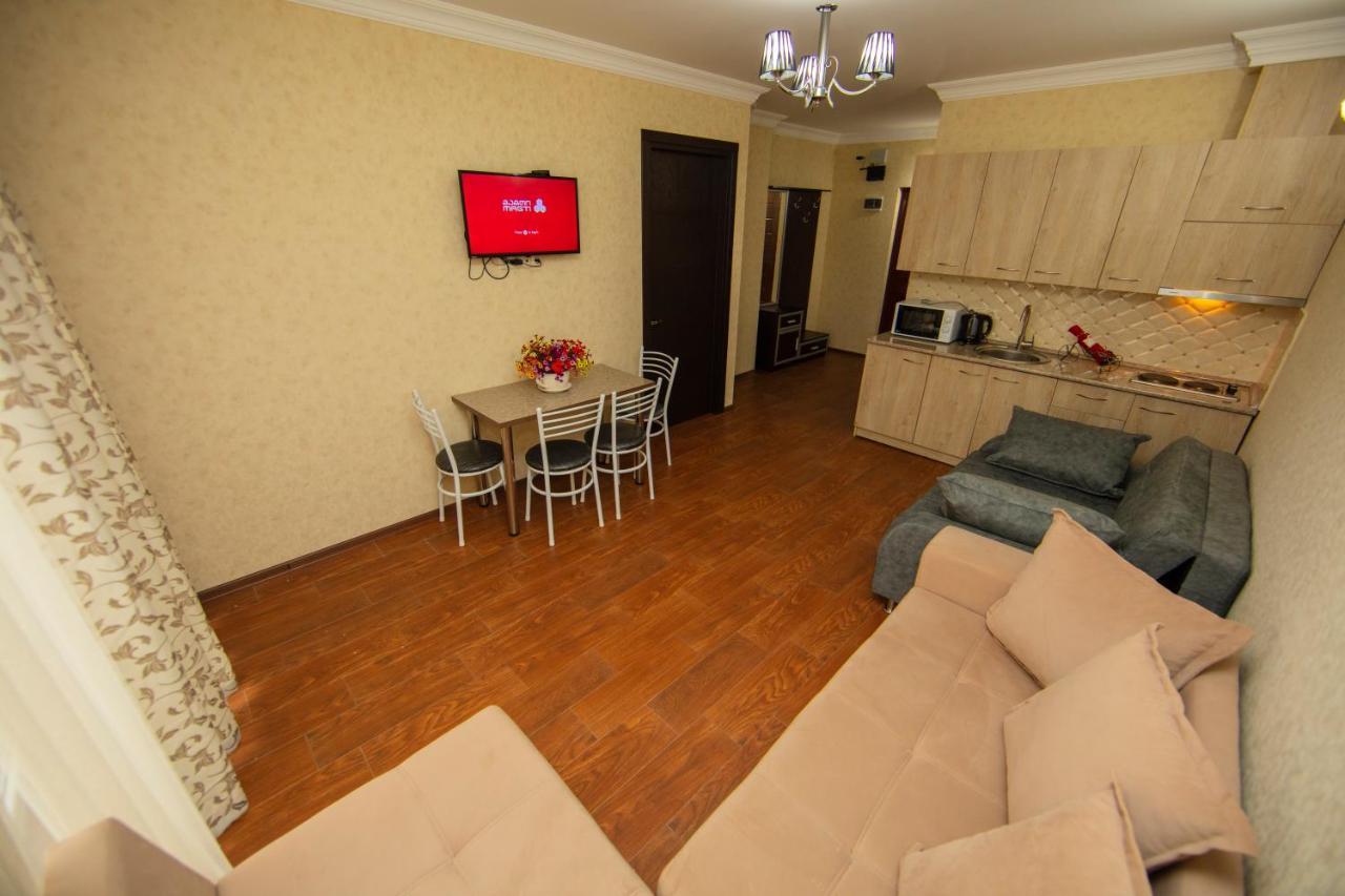 Sea Towers Suite Batumi Exterior photo
