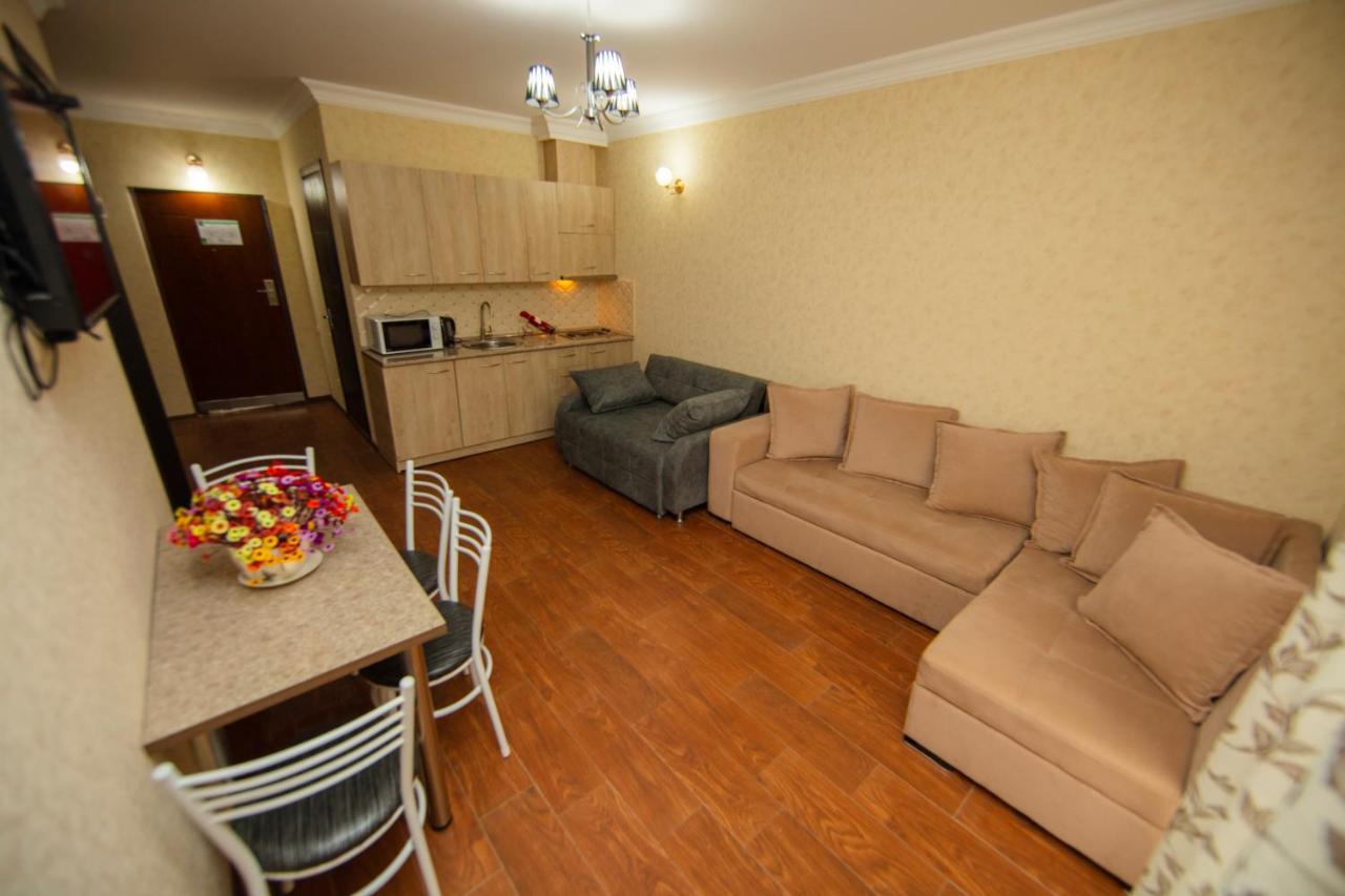 Sea Towers Suite Batumi Exterior photo